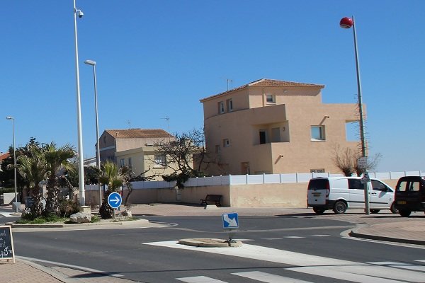 Access to Le Grec beach in Palavas les Flots