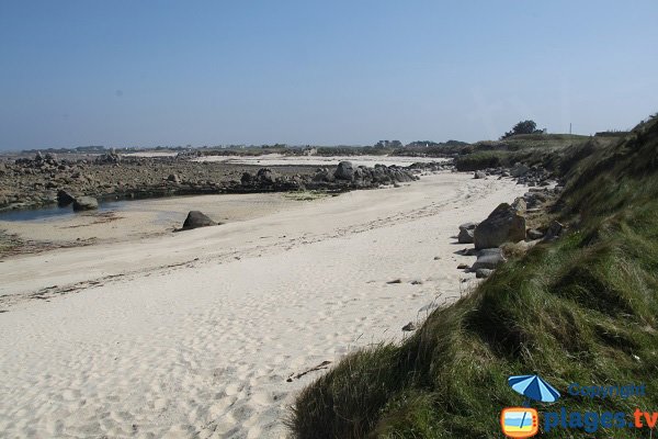 Grenouillère beach in Cléder - Brittany