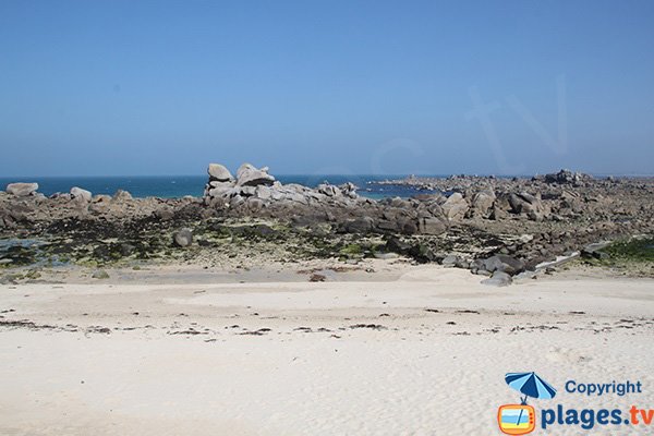 Rochers de la plage de la Grenouillère - Cléder