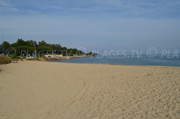 Plage de Guerrevieille à Port Grimaud