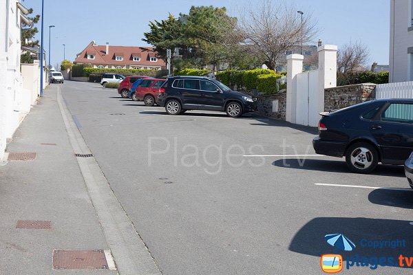 Parking de la plage d'Hacqueville