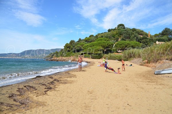 Foto spiaggia Héraclée e vista sulla baia di Cavalaire - Francia