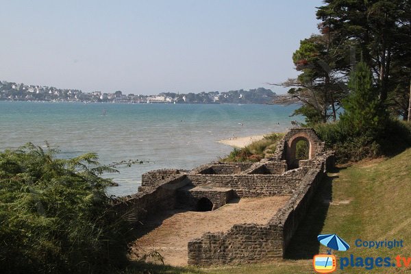 Thermes d'Hogolo à Plestin les Grèves