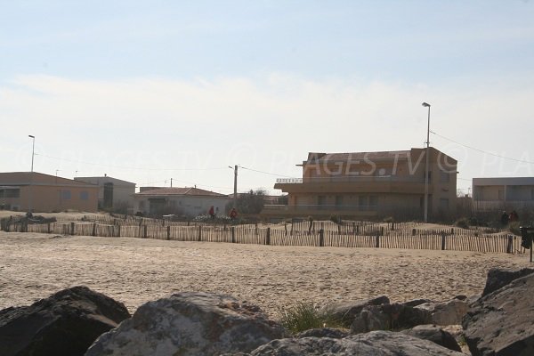 Arrière plan de la plage du port de Marseillan