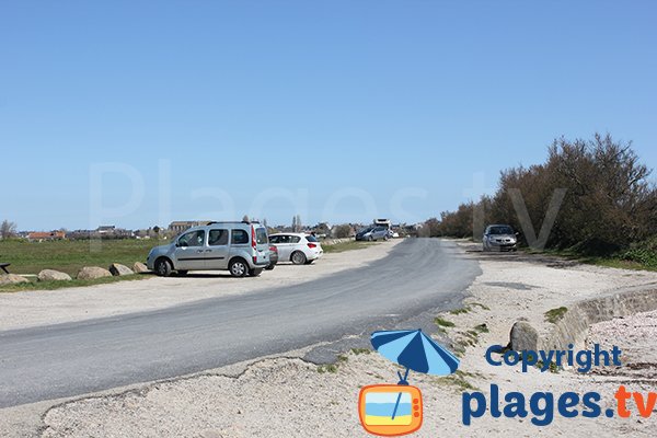 Parking de la plage de la Hougue