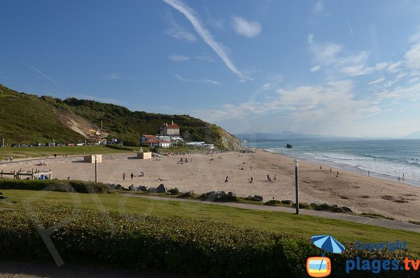 Plage Ilbarritz au nord de Bidart