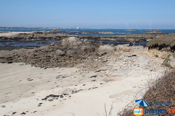 Photo de la plage de l'ile blanche de Carantec