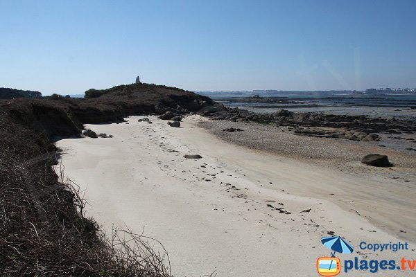 Plage de l'ile Blanche sur l'ile Callot à Carantec