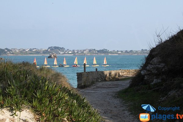 Vue sur l'ile de Batz depuis la pointe des Jacobins