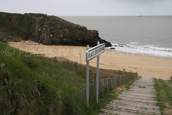 Accès à la plage des Jaunais de St Nazaire