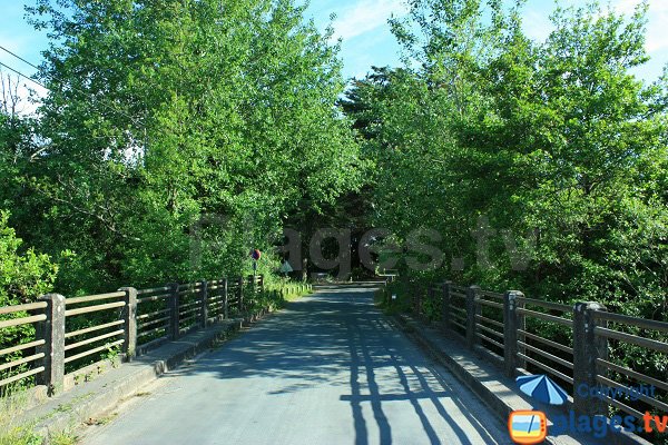 Access road to the Jaunay beach