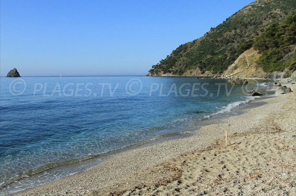 Jonquet Beach in La Seyne - nudist beach