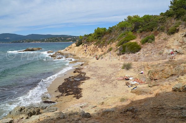 Spiaggia di Jovat a La Croix Valmer - spiaggia naturista