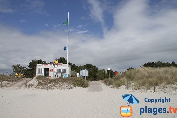 Poste de secours de la plage de kerambigorn - Bretagne