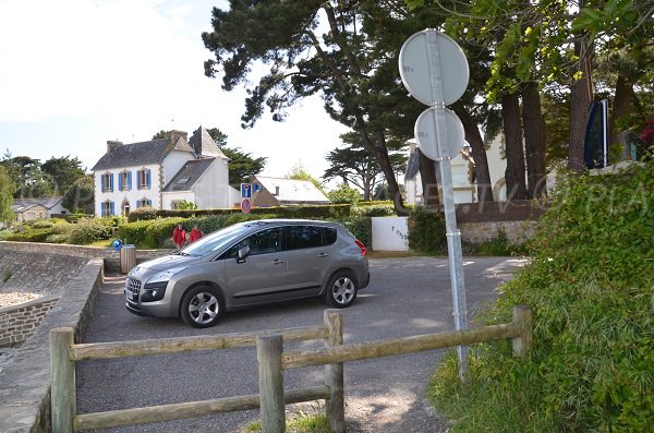 Parking de la plage de Kerbihan à La Trinité