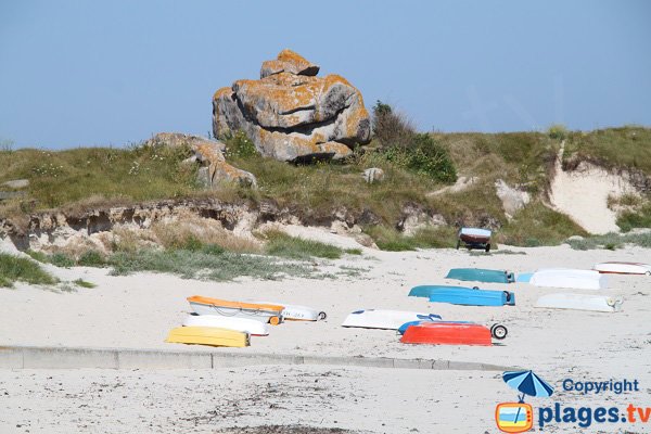 Boats on the Kerfissien beach in Cléder