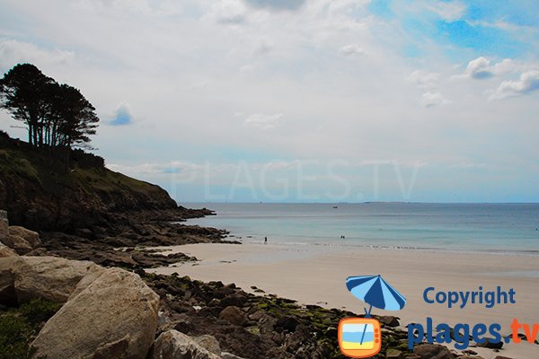 Côté gauche de la plage de Kerhornou de Plouarzel