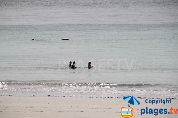 longe-côte sur la plage de Kerhornou de Plouarzel