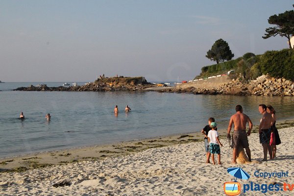 Baignade sur la plage de Keriec