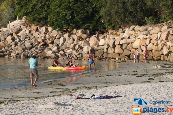 Kayak sur la plage de Keriec