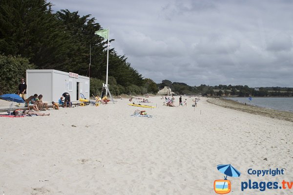 Poste de secours de la plage de Kerleven - Forêt Fouesnant