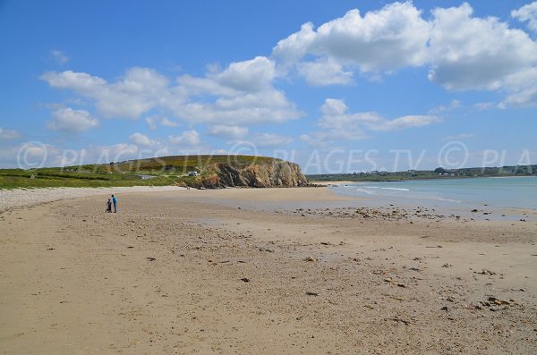 Plage de Kerloc'h sur la presqu'ile de Crozon en Bretagne