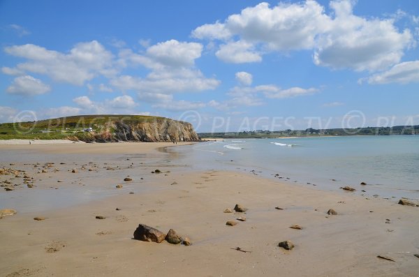 Plage de Kerloc'h avec vue sur la pointe de Dinan