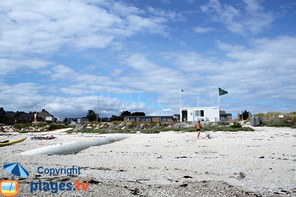 Poste de secours de la plage de Kerver