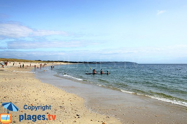 Kayak sur la plage de Kerver