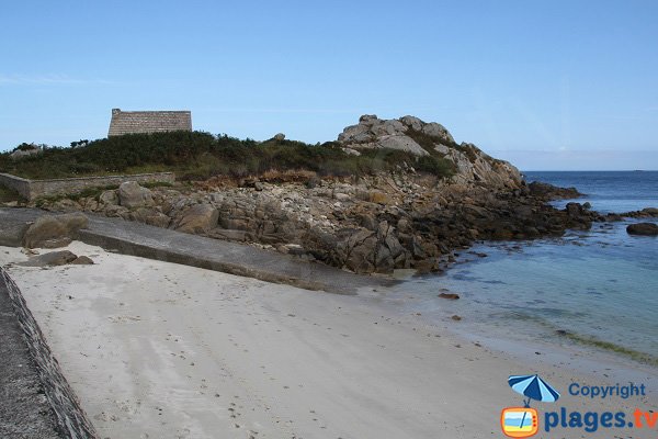 Cale de la plage de Korejou Port - Plouguerneau