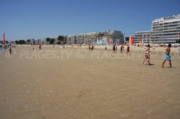 Centro di vela sulla spiaggia di La Baule