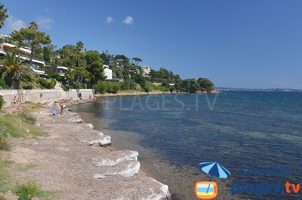 Photo de la plage de la Source à Cannes