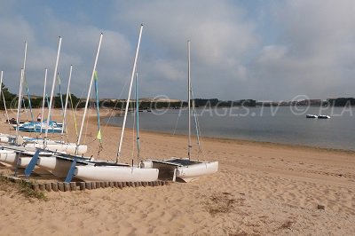 Spiaggia del lago di Soustons in Francia