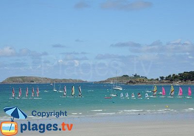 l'Islet vue depuis la plage de Lancieux