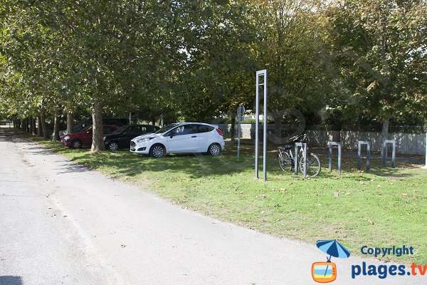 Parking de la plage de Langoz