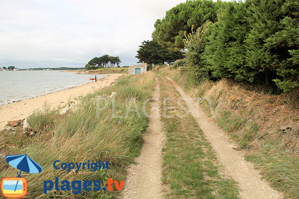 Zugangsweg zum Strand in Larmor-Damgan