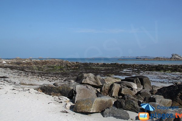 Access to the sea in Santec - Le Prat