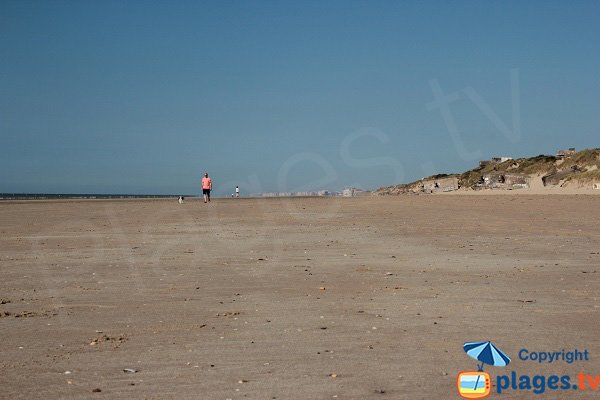 Plage de Leffrinckoucke avec vue sur la Belgique