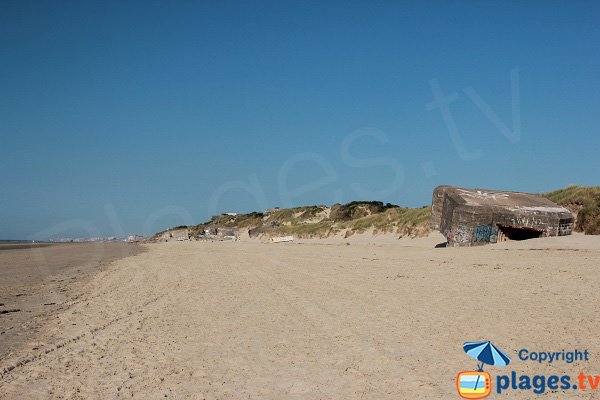 Batterie von Leffrinckoucke am Strand