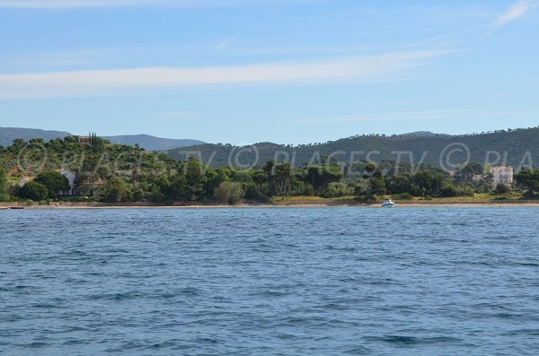 Leoube beach in Bormes les Mimosas