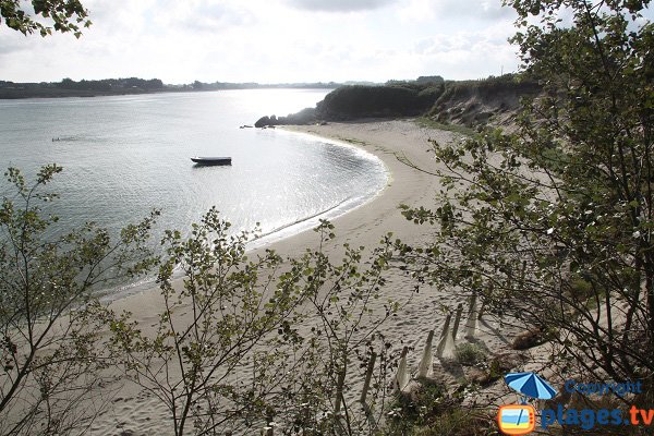 Photo de la plage des Garennes à Guissény