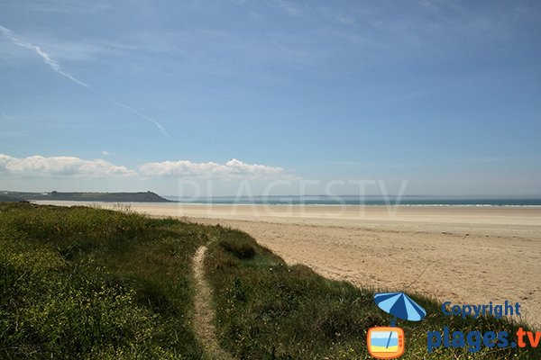 Dune de la plage de Lestrevet à Plomodiern