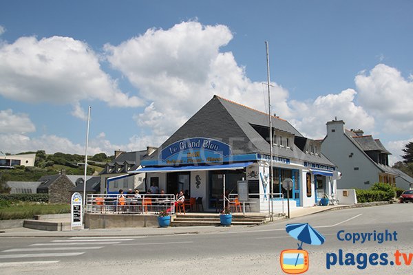 Bar restaurant à proximité de la plage de Lestrevet à Plomodiern