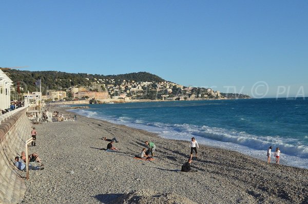 Plage de galets du Lido