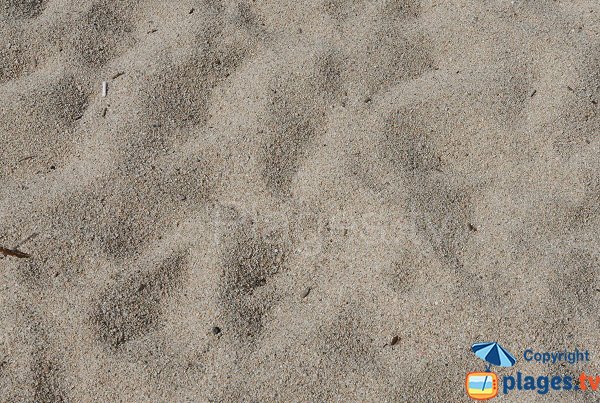 Fine sand on Propriano beach - Lido