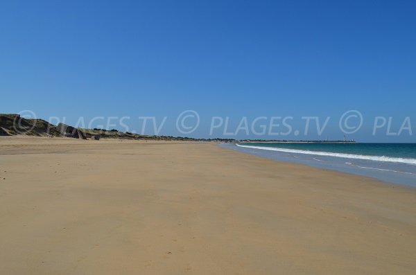 Lizay beach towards the lighthouse of Whales - Island of Ré