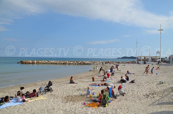 Smoke free beach in La Ciotat