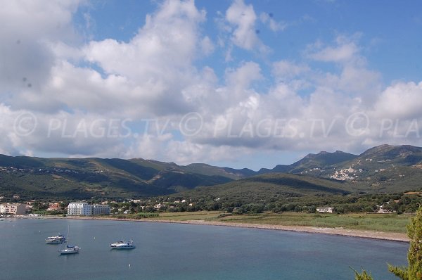 Plage de Macinaggio dans le Cap Corse