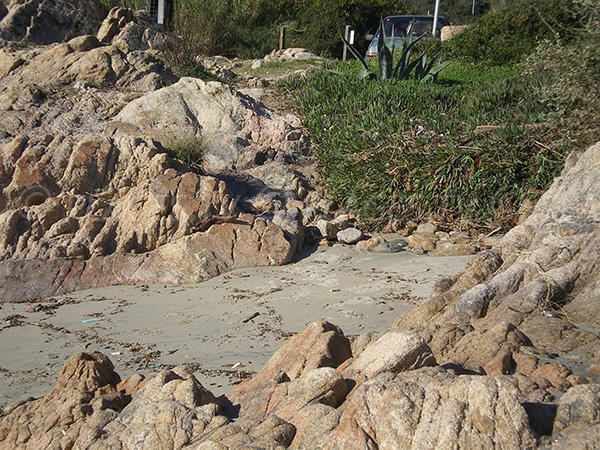 Petites criques sur la plage Macumba à Ajaccio