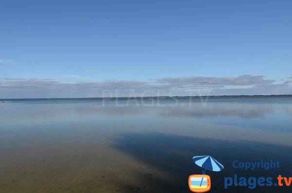 Lac de Biscarrosse au niveau de la plage Maguide